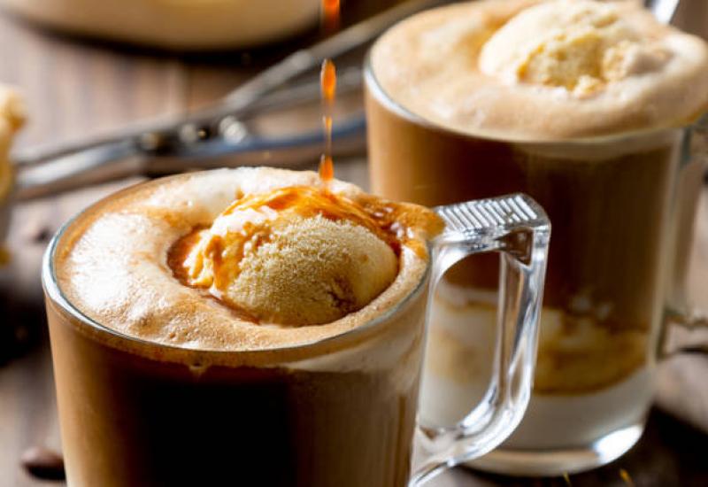 Osvježite se usred toplog dana uz ukusnu hladnu kavu